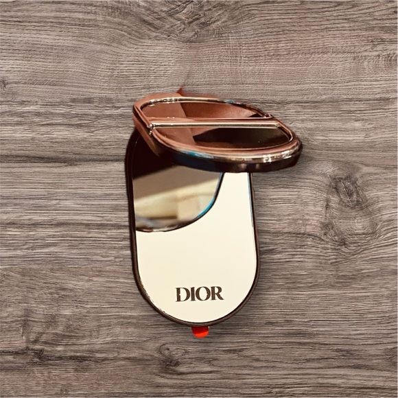 Dior Beauty Phone Stand / Mirror (1pc) - Picture 9 of 9